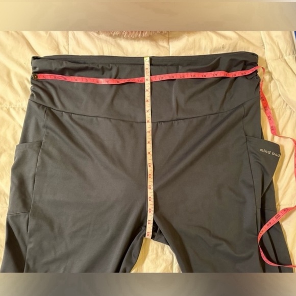 Ruched Waist Leggings - 3XP/3X - Gray -MIND BODY LOVE- Yoga, Workout, Exercise - Picture 9 of 14